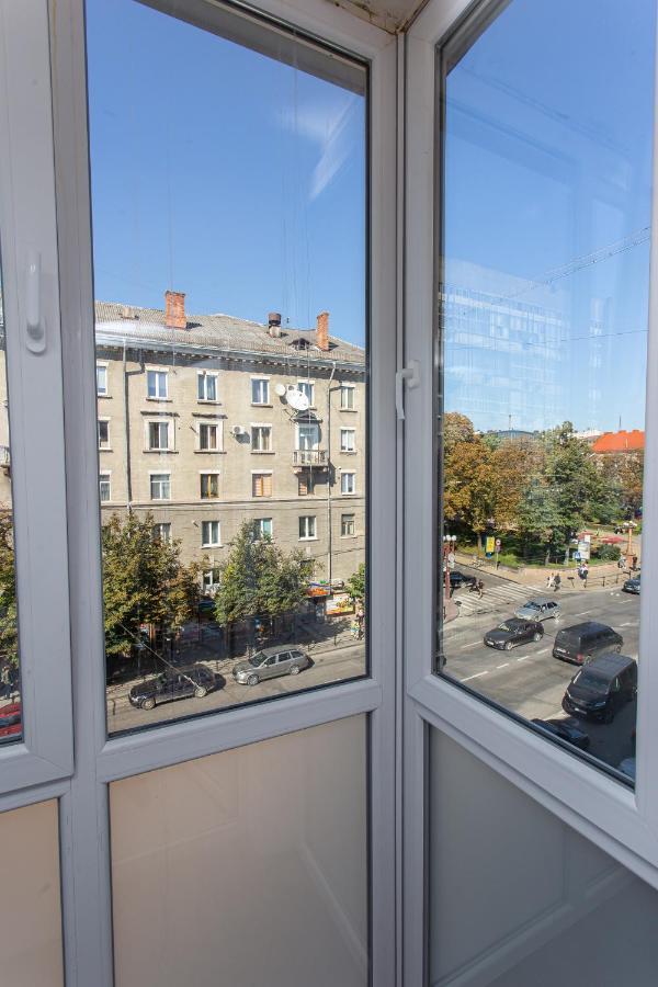 Apartment центр. острозького. цум. 2 кімнати *