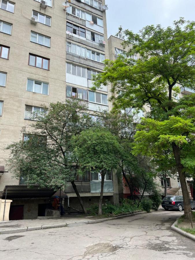 центр. острозького. цум. 2 кімнати Apartment