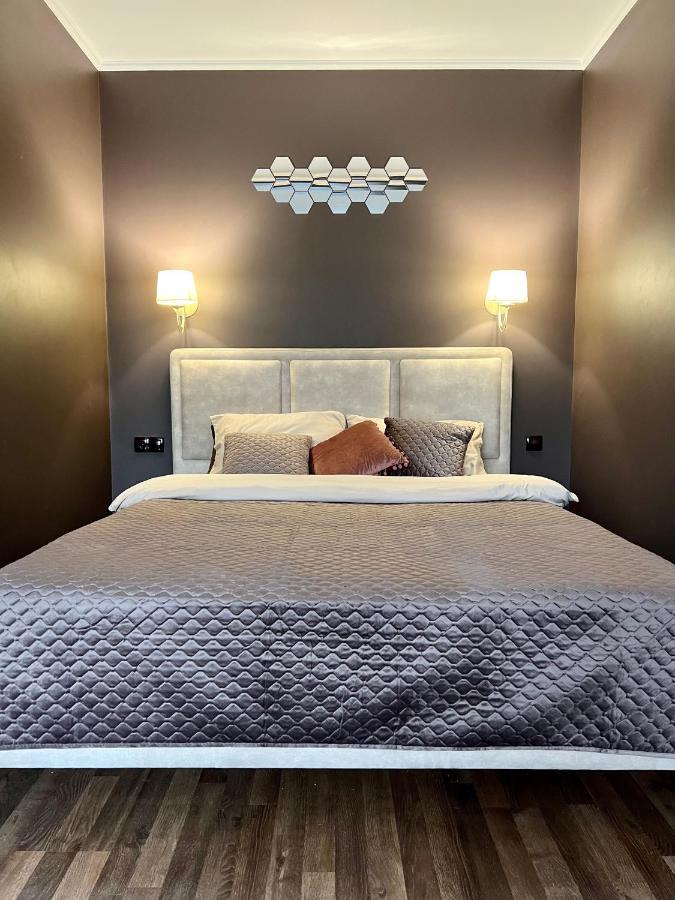 центр. острозького. цум. 2 кімнати Apartment