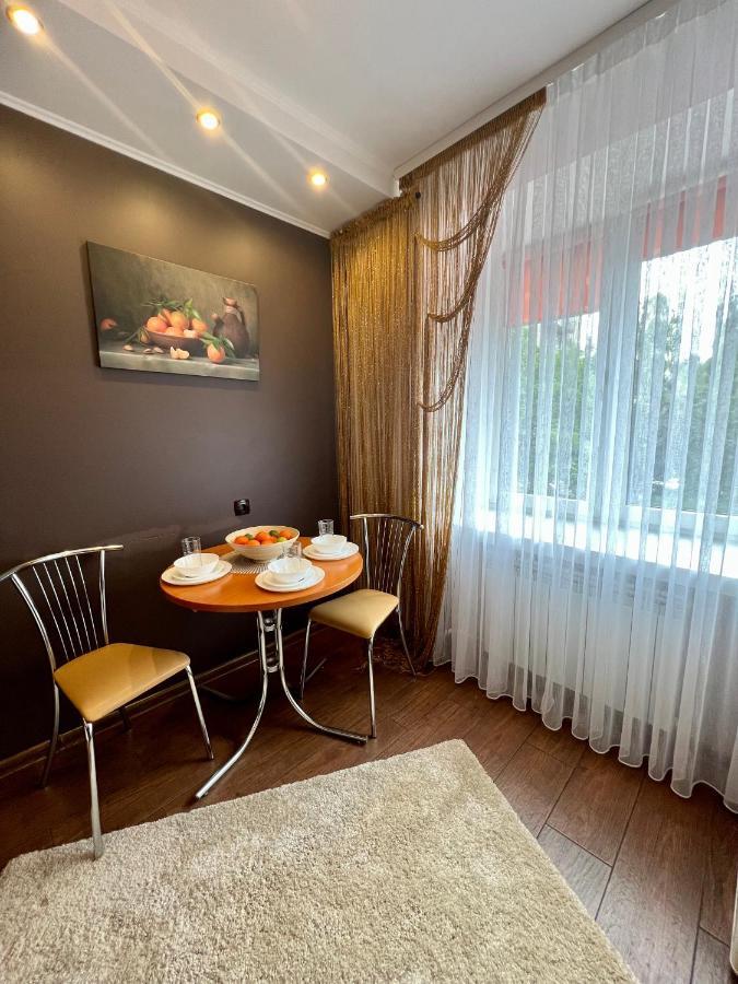 Apartment центр. острозького. цум. 2 кімнати
